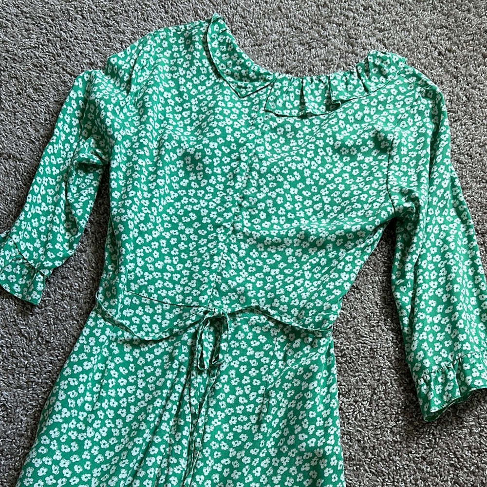 Green Ruffled Romper - Picture 3 of 5